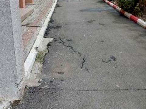 комерційна за адресою Одеської громади вул. (Авдєєва-Чорноморського), 2б