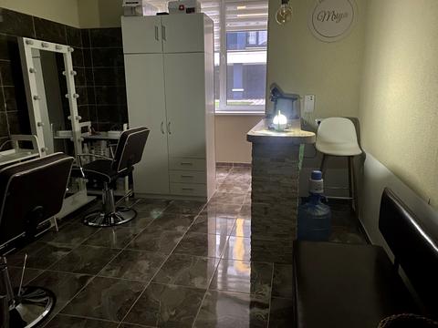 комерційна за адресою Леоніда Бірюкова бульв., 9