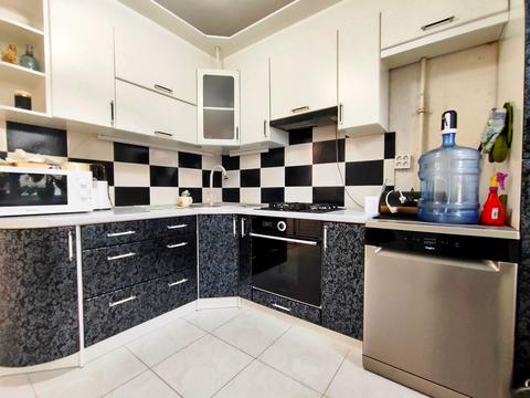 квартира за адресою Курсанта Єськова вул., 14-А