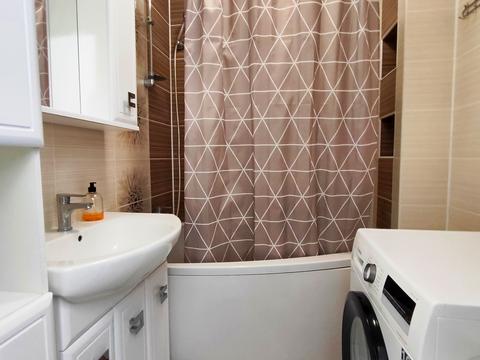 квартира за адресою Курсанта Єськова вул., 14-А