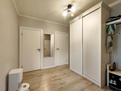 квартира за адресою Курсанта Єськова вул., 14-А