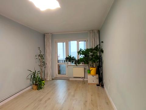 квартира за адресою Курсанта Єськова вул., 14-А