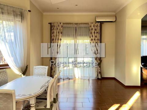 будинок за адресою с. Петропавлівська борщагівка, Миколи Леонтовича вул., 1