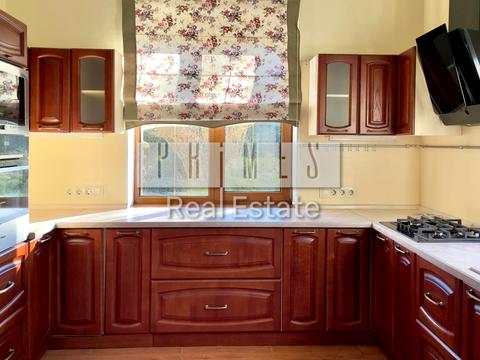 будинок за адресою с. Петропавлівська борщагівка, Миколи Леонтовича вул., 1