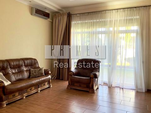 будинок за адресою с. Петропавлівська борщагівка, Миколи Леонтовича вул., 1