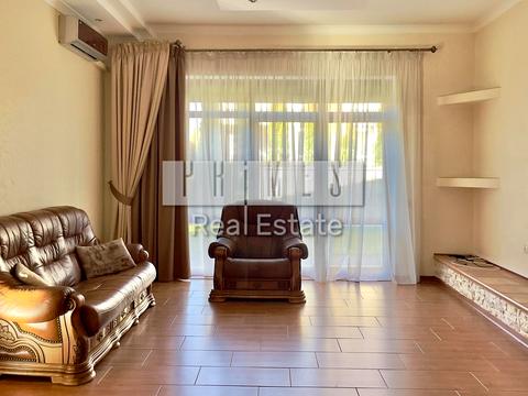 будинок за адресою с. Петропавлівська борщагівка, Миколи Леонтовича вул., 1