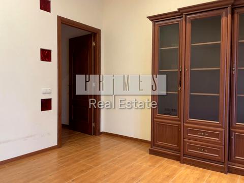 будинок за адресою с. Петропавлівська борщагівка, Миколи Леонтовича вул., 1