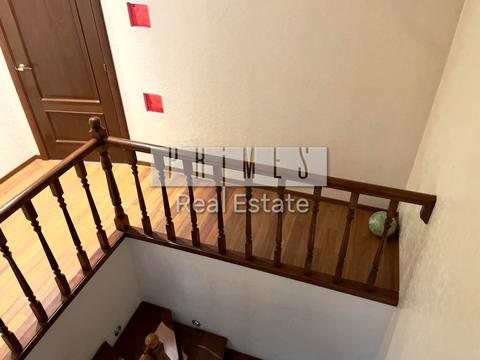 будинок за адресою с. Петропавлівська борщагівка, Миколи Леонтовича вул., 1