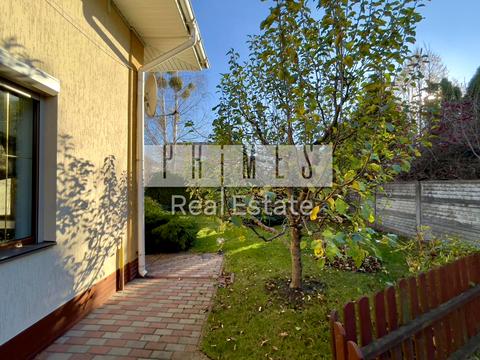 будинок за адресою с. Петропавлівська борщагівка, Миколи Леонтовича вул., 1