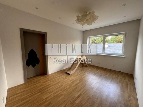 будинок за адресою Валова вул., 3