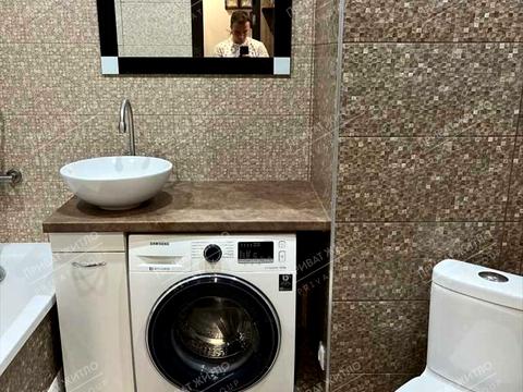 квартира за адресою Геннадія Біліченка вул. (Петровського), 37