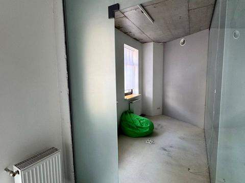 комерційна за адресою Воздвиженська вул., 51