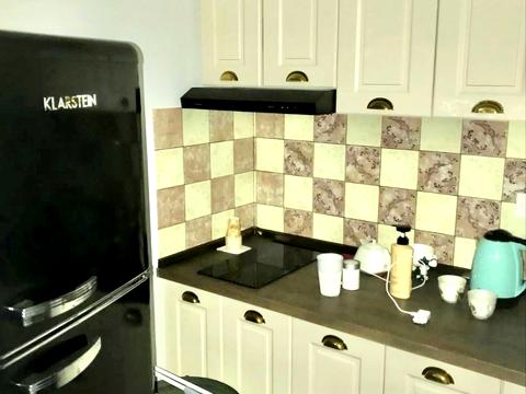 комерційна за адресою Миру вул., 61