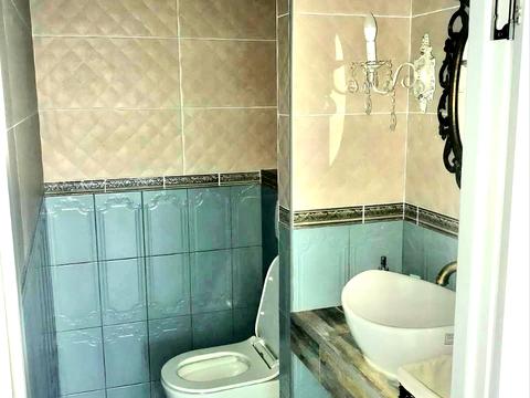 комерційна за адресою Миру вул., 61