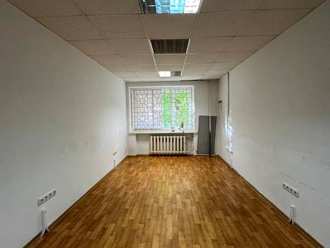 комерційна за адресою Запорізьке шосе, 38