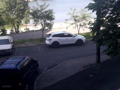 квартира за адресою Ревуцького вул., 4