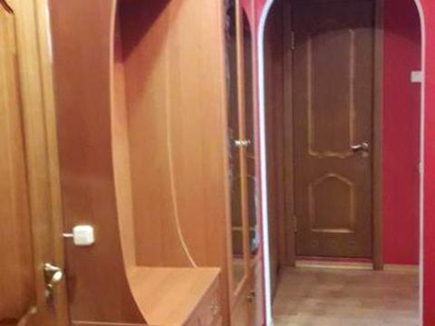 квартира за адресою Ревуцького вул., 4