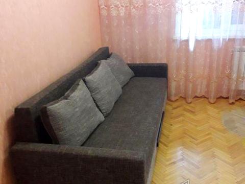 квартира за адресою Ревуцького вул., 4