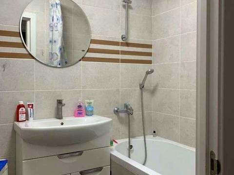 квартира за адресою Генерала Генадія Воробйова вул. (Курська), 8-А