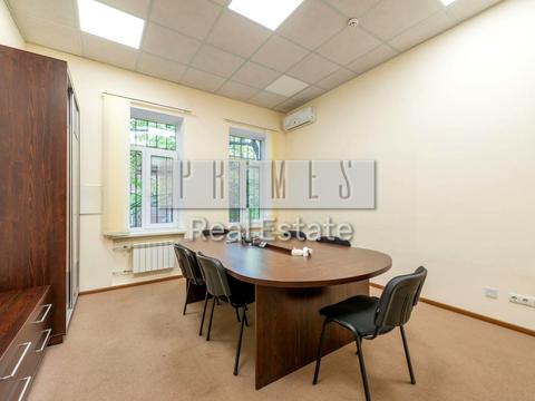 комерційна за адресою Олександра Кониського вул., 32А