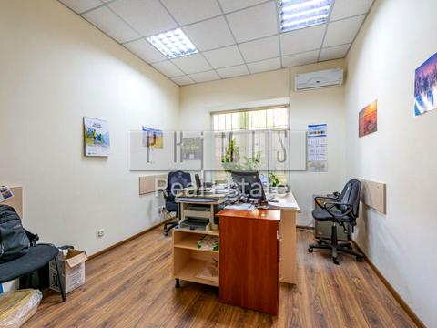 комерційна за адресою Олександра Кониського вул., 32А