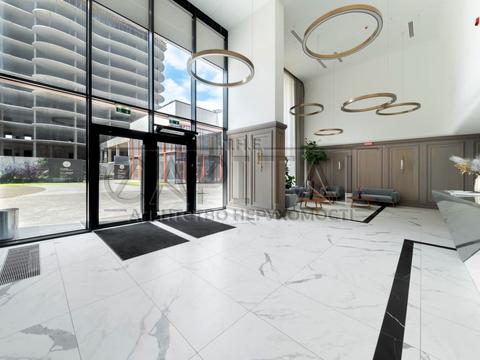 комерційна за адресою Дегтярівська вул., 17 к1