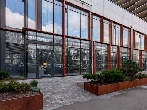 комерційна за адресою Дегтярівська вул., 17 к1