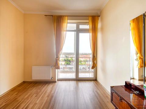 квартира по адресу Ульяны Кравченко ул., 8