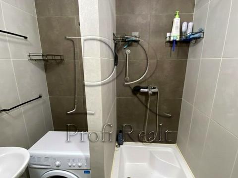 квартира за адресою Академіка Кіпріанова вул., 2