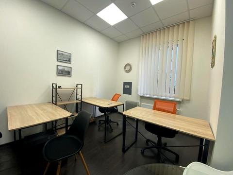 комерційна за адресою Крутогірний узвіз (Рогальова), 28