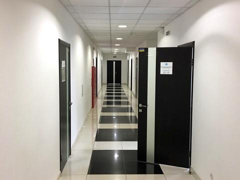 комерційна за адресою Крутогірний узвіз (Рогальова), 28