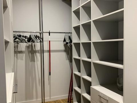 квартира за адресою Новоберегова вул., 12-А