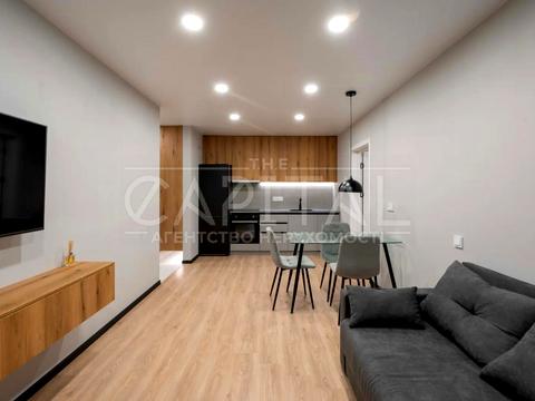 квартира за адресою Михайла Максимовича вул. (Онуфрія Трутенка), (Будинок «Віндзор»)