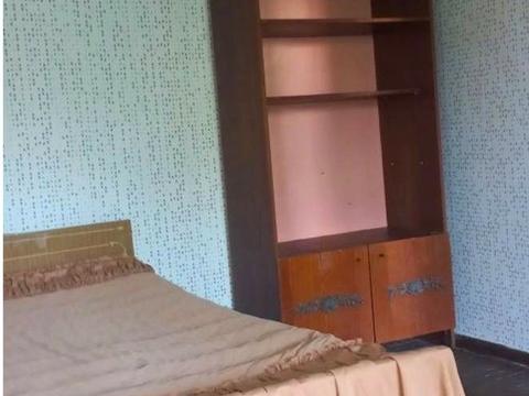 квартира за адресою Космонавтів вул., 3