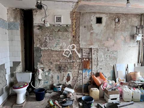 квартира за адресою Металургів просп., 15