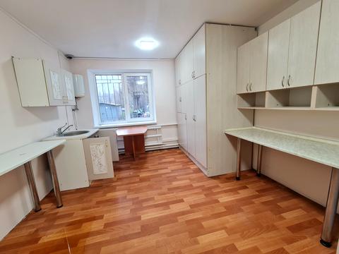 коммерческая по адресу Ивана Дзюбы ул. (Сімʼї Сосніних), 14-А