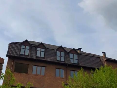 комерційна за адресою Дмитра Янченка вул., 10