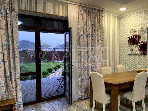 дом по адресу с. Осещина, Медовий