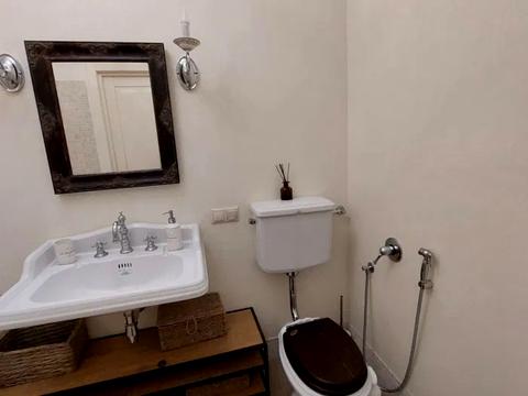 квартира за адресою Драгоманова вул., 4-А