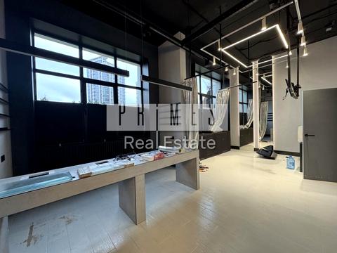 комерційна за адресою Андрія Верхогляда вул. (Михайла Драгомирова), 15-А