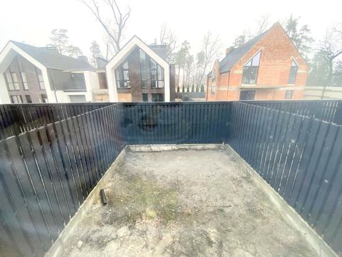 дом по адресу Евгения Коновальца ул.