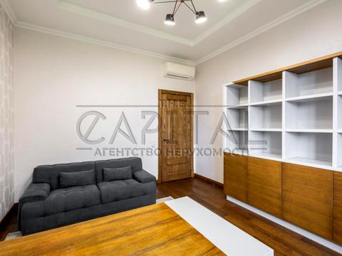 будинок за адресою Спортивна вул.