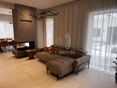 дом по адресу Плютовская ул.