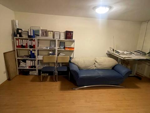 комерційна за адресою Авіаконструктора Антонова вул., 4к1