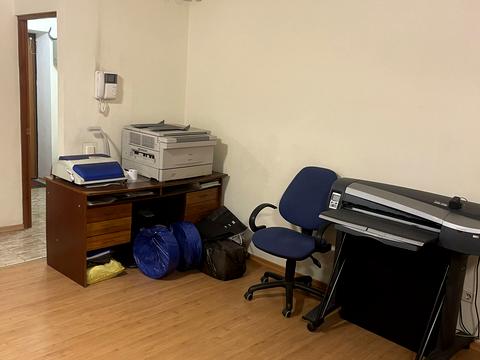 комерційна за адресою Авіаконструктора Антонова вул., 4к1