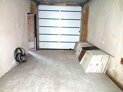 дом по адресу Евгения Коновальца ул.