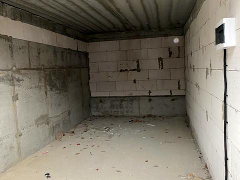 паркоместо по адресу Миколи Сингаївського ул. (Ново-Оскольская), 2