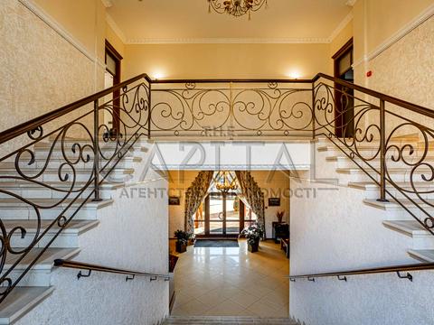 комерційна за адресою Берестейський просп. (Перемоги), 8а