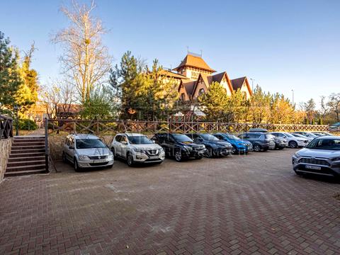 комерційна за адресою Берестейський просп. (Перемоги), 8а