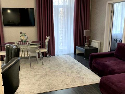 квартира за адресою Панаса Саксаганського вул. (Дунаєва), 39